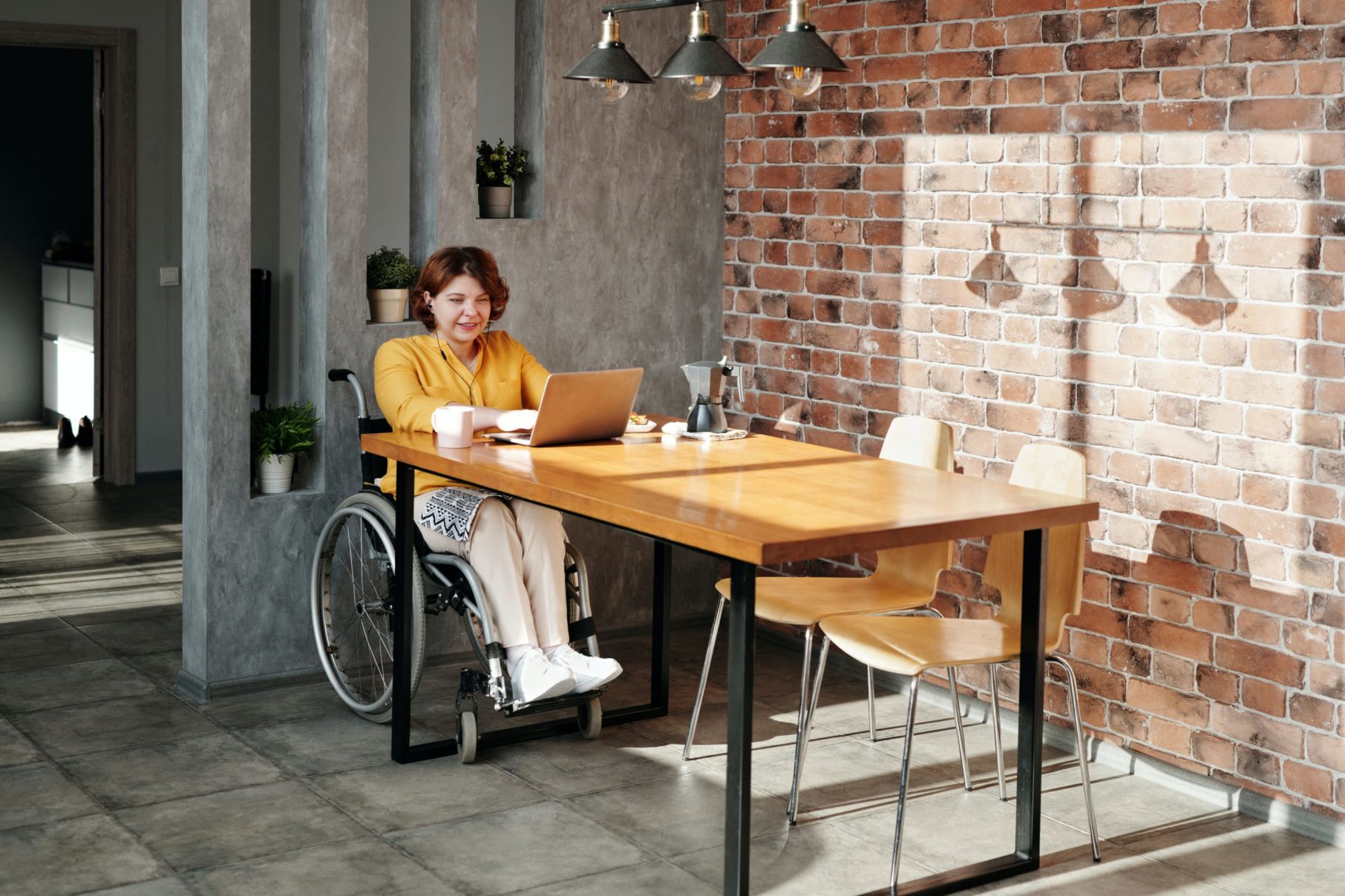 woman working in coffee shop