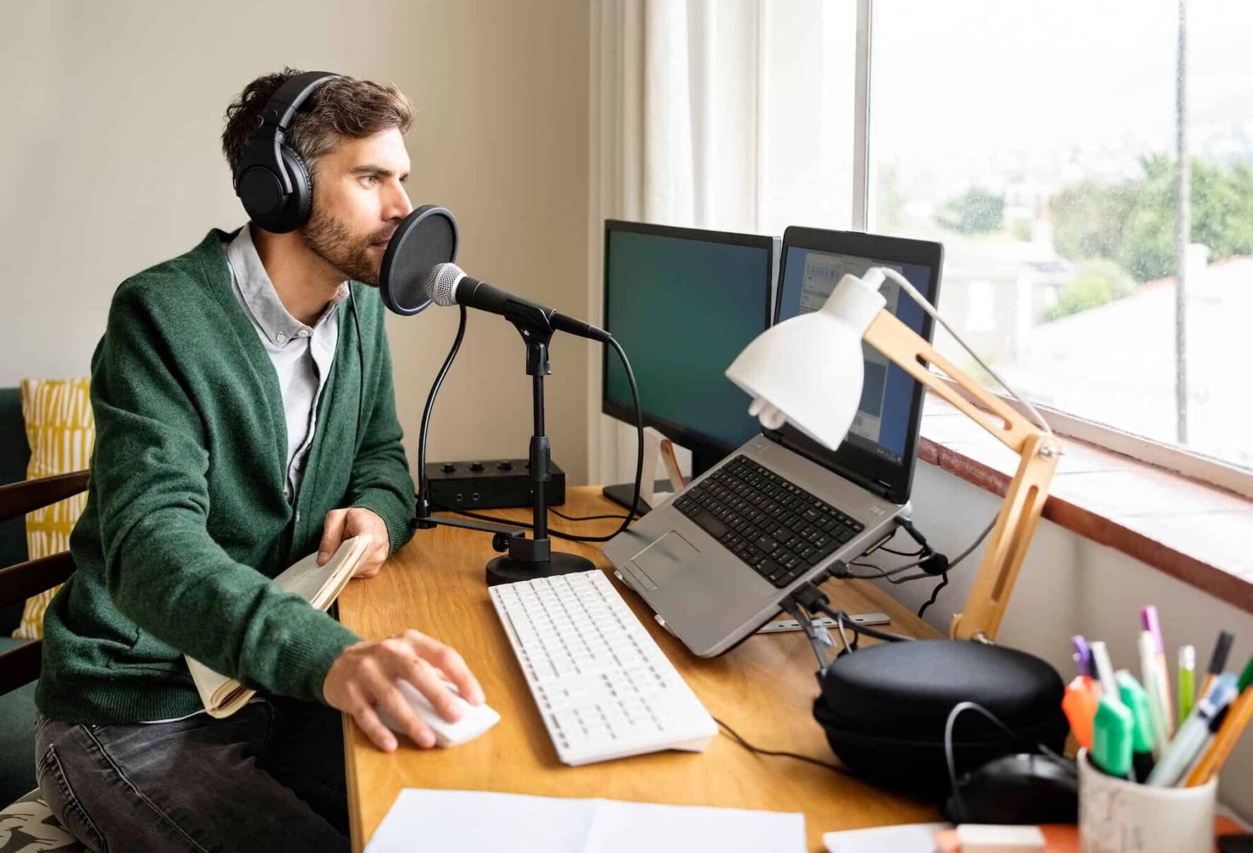 Voice of the virtual classroom: Exploring audio-driven courses